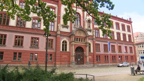 Hauptgebäude der Universität Rostock. © Screenshot 