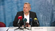 Leif-Erik Holm von der AfD bei der Landespressekonferenz. © Screenshot 