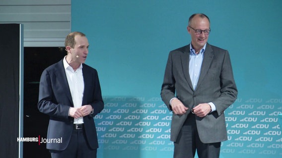 Dennis Thering und Friedrich Merz auf der Bühne beim CD Wahlkampfabschluss in Hamburg © Screenshot 