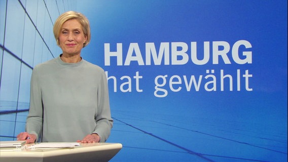 Susanne Stichler moderiert "NDR Info - Hamburg hat gewählt" © Screenshot 