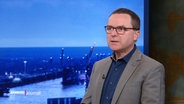 Der Politikwissenschaftler Kai-Uwe Schnapp analysiert die Hamburg-Wahl. © Screenshot 