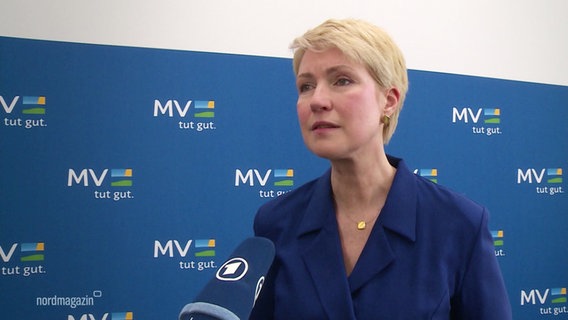 Die Ministerpräsidentin Manuela Schwesig . © Screenshot 