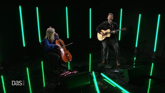 Cellistin Anne De Wolff und Florian Künstler. © Screenshot 