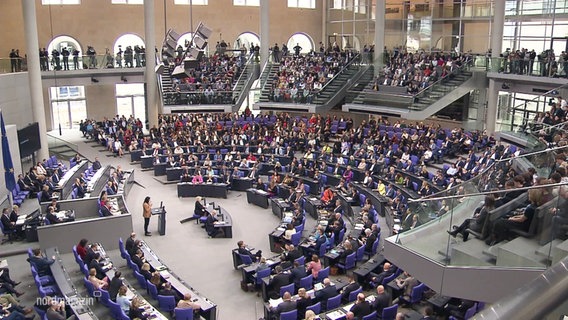 Szene aus dem Bundestag. © Screenshot 