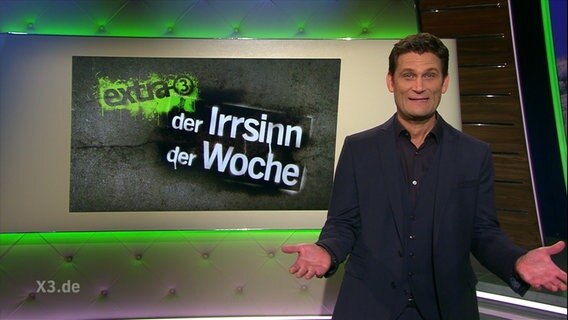 Christian Ehring moderiert extra 3.  