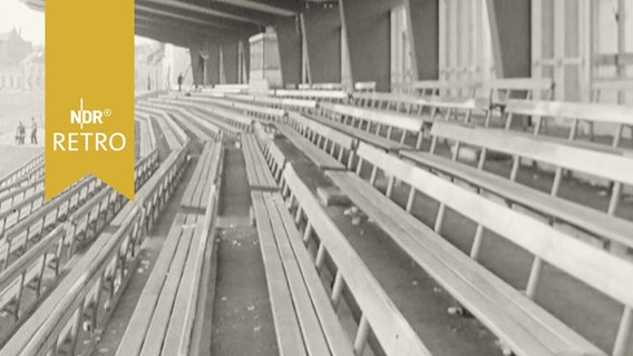 Neu erbaute Haupttribüne im Millerntor-Stadion  