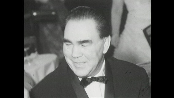 Max Schmeling als Gast auf dem Presseball in Hamburg 1962  