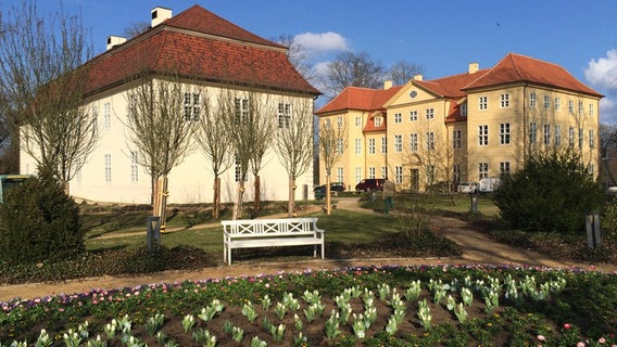 Schloss und Park in Mirow in der Mecklenburgischen Seenplatte. © NDR/Peter J. Harke 