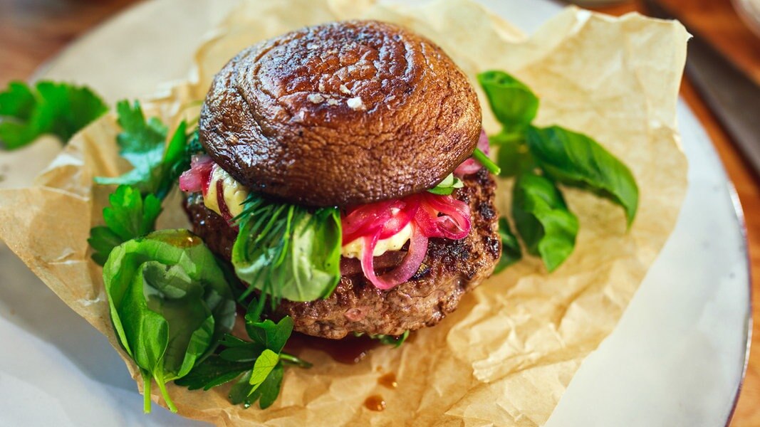 Hamburger mit Portobello-Pilzen | NDR.de - Ratgeber - Kochen - Rezepte