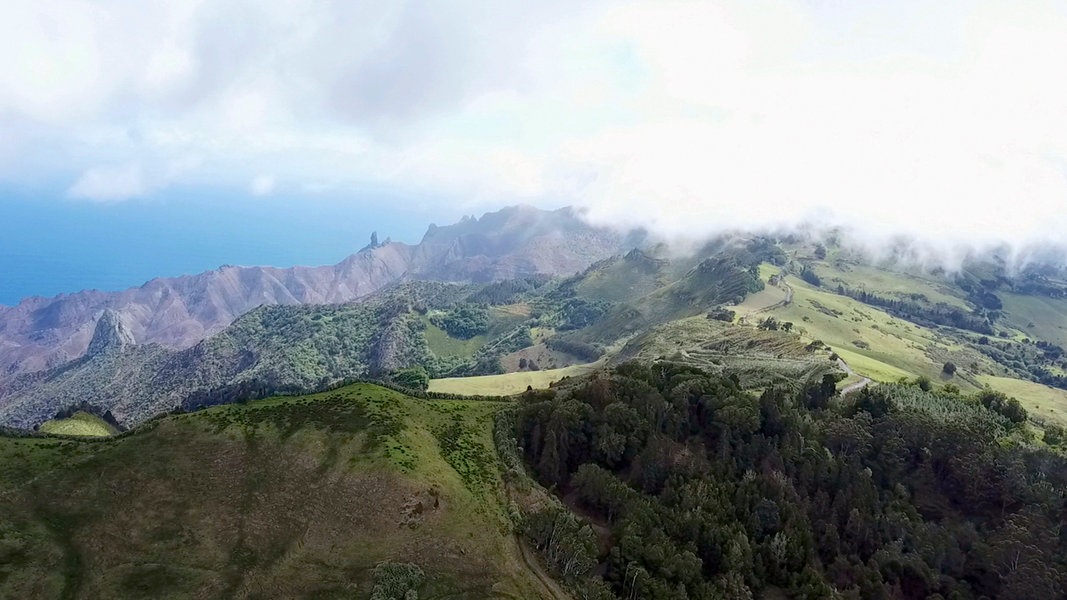 The volcanic island of St. Helena – in the middle of the South Atlantic |  NDR.de – television – broadcasts AZ