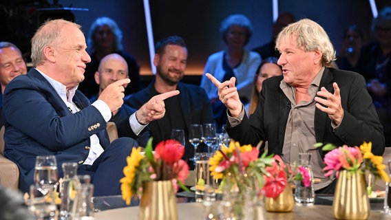 Der Schlagersänger Bernhard Brink ist zu Gast in der NDR Talk Show am 19. Juli 2024. © NDR Fernsehen/Uwe Ernst Foto: Uwe Ernst