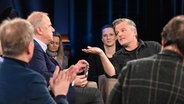 Der Schauspieler André Dietz  ist zu Gast in der NDR Talk Show am 21. Februar 2025. © NDR Fernsehen/Uwe Ernst Foto: Uwe Ernst