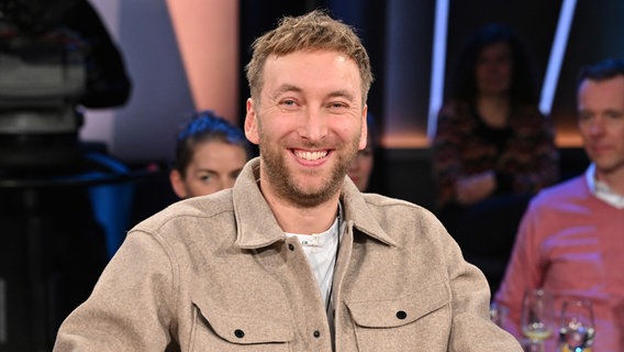 Der Comedian Torge Oelrich alias Freshtorge ist zu Gast in der NDR Talk Show am 24. Januar 2025. © NDR Fernsehen/Uwe Ernst Foto: Uwe Ernst