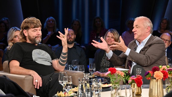 Der Singer-Songwriter Rea Garvey ist zu Gast in der NDR Talk Show am 27. September 2024. © NDR Fernsehen/Uwe Ernst Foto: Uwe Ernst