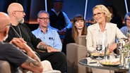 Die Schauspielerin Juliane Köhler ist zu Gast in der NDR Talk Show am 2. August 2024. © NDR Fernsehen/ Uwe Ernst Foto: Uwe Ernst