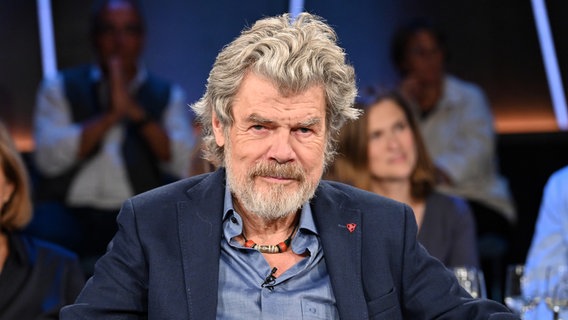 Der Bergsteiger und Autor Reinhold Messner ist zu Gast in der NDR Talk Show am 13. September 2024. © NDR Fernsehen/Uwe Ernst Foto: Uwe Ernst