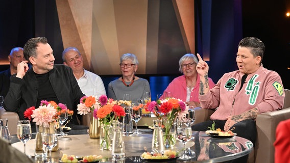 Die Sängerin Kerstin Ott ist zu Gast in der NDR Talk Show am 25. Oktober 2024. © NDR Fernsehen/Uwe Ernst Foto: Uwe Ernst