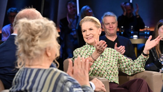 Die Köchin und Kochbuch-Autorin Cornelia Poletto ist zu Gast in der NDR Talk Show am 22. November 2024. © NDR Fernsehen/Uwe Ernst Foto: Uwe Ernst