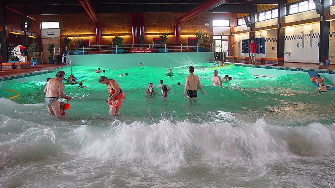 Energiekrise Schwimmbäder Im Wangerland Senken Temperaturen Ndrde Nachrichten 1729