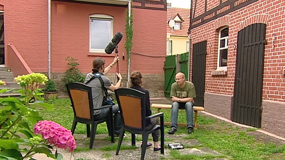 Andreas T. während des Interviews mit Panorama. © NDR 