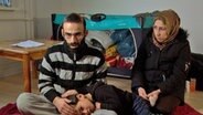 Die Eltern von Rana, Ibraheem und Nisrin A., im Interview mit Panorama 3. © Screenshot 