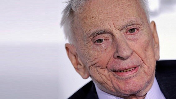 Gore Vidal, †31.07.2012 © dpa-Bildfunk 