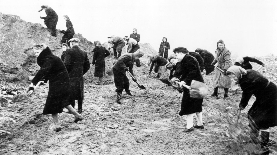 12 Februar 1945 Frauen Und Mädchen Zum Volkssturm Ndr De