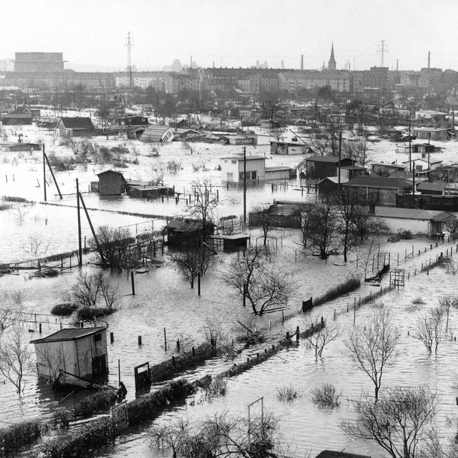 Sturmflut 1962 Als Hamburg Im Wasser Versank Ndr De Geschichte Chronologie