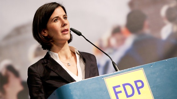 Katja Suding spricht auf einer FDP-Veranstaltung © dpa Foto: Malte Christians