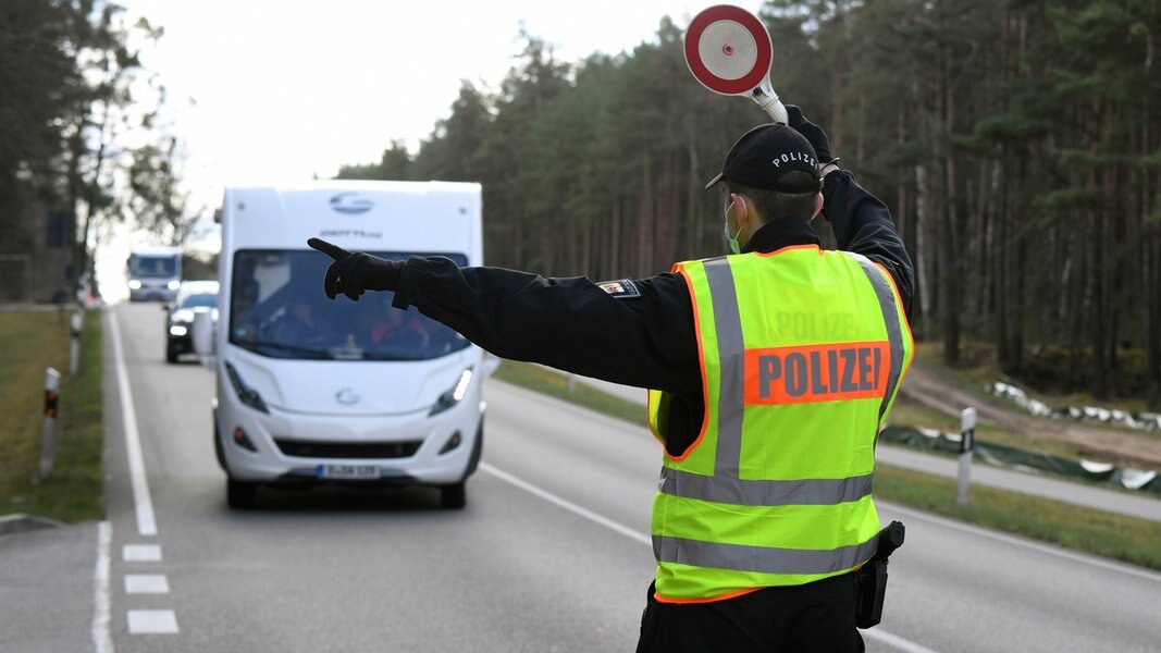 CoronaRegeln Bislang mehr als 12.500 Verstöße in MV