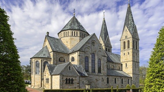 Die Kirche St. Laurentius in Langförden © Willi Rolfes Foto: Willi Rolfes