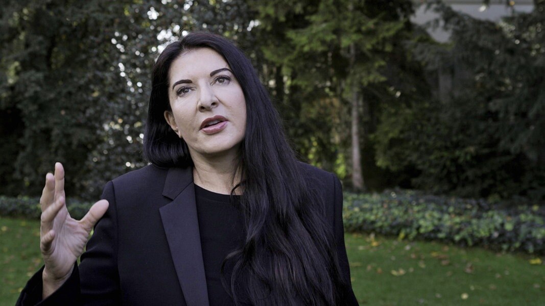 Thought: performance icon Marina Abramović packs her suitcase |  NDR.de – Culture – Broadcasts