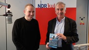 Mischa Kreiskott (links) und Robert Harris © NDR Foto: Franziska Dieckmann