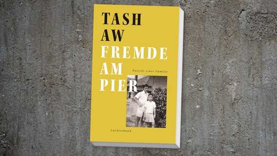 Buchcover: Tash Aw, "Fremde am Pier” © Luchterhand 