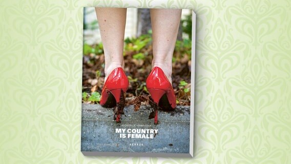 Buchcover: Gouzelle Ishmatova - My Country Is Female © Kehrer Verlag 