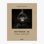 Cover: Between us animal portraits © teNeues 