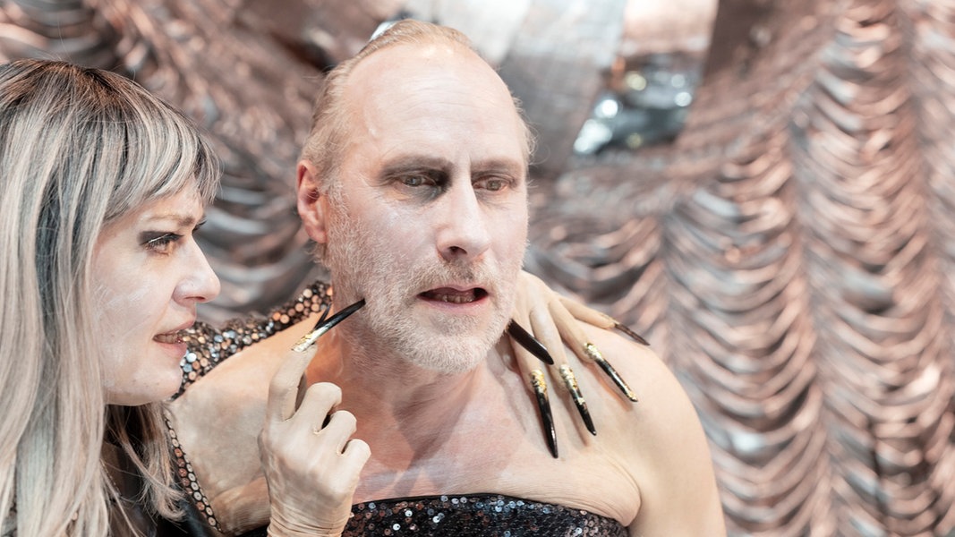 Jan Bosse inszeniert König Lear am Thalia Theater NDR de