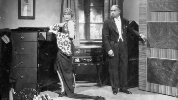 Fritz Kortner und Marlene Dietrich in "Die Frau, nach der man sich sehnt" © picture-alliance / akg-images | akg-images 