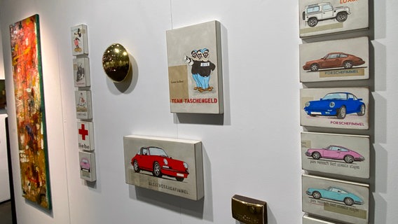 Bilder und Skulpturen bei der Affordable Art Fair 2024 © NDR.de Foto: Mathias Heller