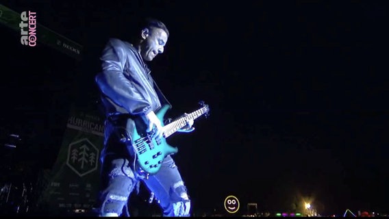 Muse auf der Bühne beim Hurricane Festival 2023 © NDR Screenshot 