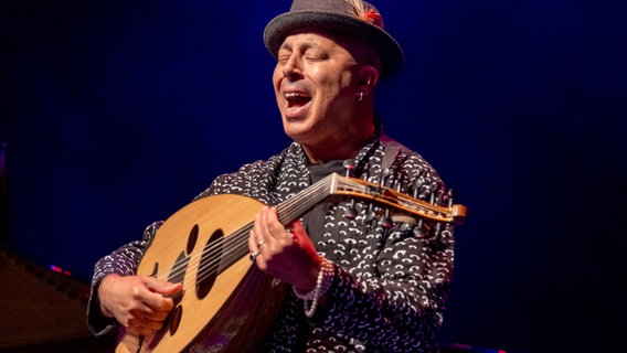 Dhafer Youssef beim Elbjazz 2017 © picture alliance / Geisler-Fotopress Foto: Geisler