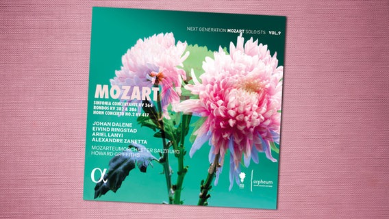 CD-Cover: Werke von Mozart mit dem Mozarteumorchester Salzburg unter Howard Griffiths © Alpha Classics / out here music 