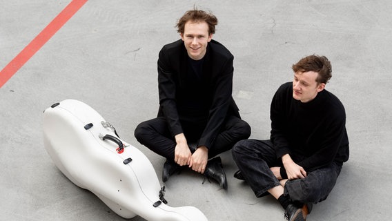 Lionel Martin, Violoncello und Demian Martin, Klavier © Hans Fahr 