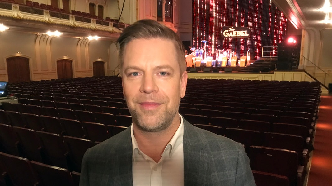 Tom Gaebel in Hamburg Ein Hauch von Las Vegas in der Laeiszhalle NDR