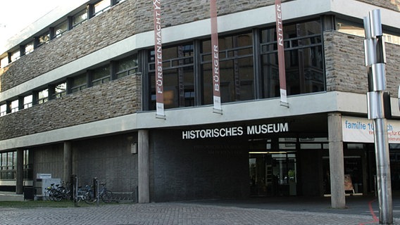 Eingang des Historischen Museums Hannover © Stadt Hannover Foto: Alexandra Rust