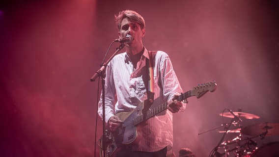 Tocotronic auf dem Deichbrand Festival 2019. © NDR/N-JOY Foto: Benjamin Hüllenkremer