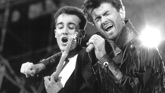 Das britische Pop-Duo "Wham", Andrew Ridgeley und George Michael © picture-alliance / dpa 