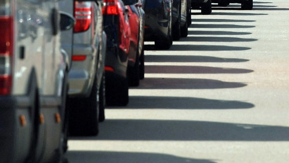 Ein Stau auf einer deutschen Autobahn. © picture alliance/Jens Kalaene/dpa-Zentralbild/dpa Foto: Jens Kalaene