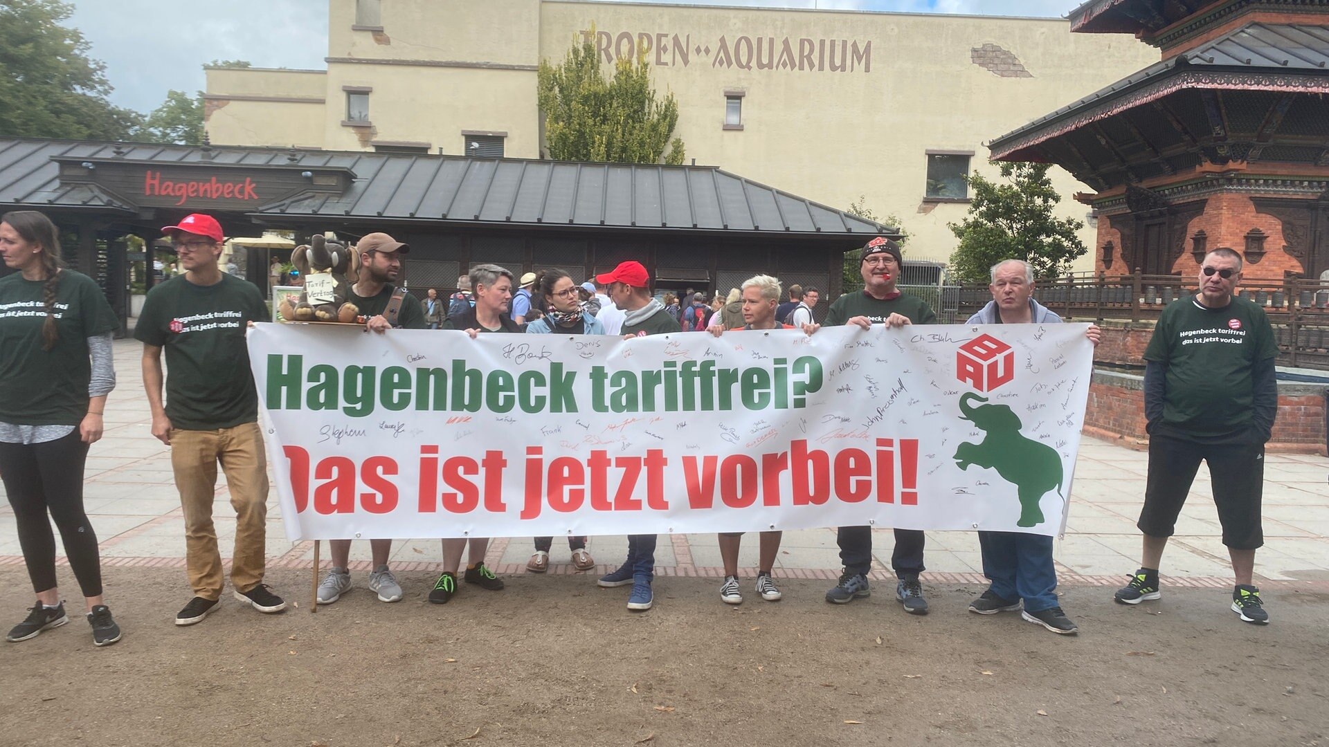 Streik für Haustarifvertrag im Hamburger Tierpark Hagenbeck