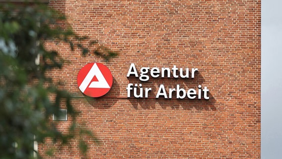 Agentur für Arbeit in Hamburg. © picture alliance / Maximilian Koch Foto: Maximilian Koch